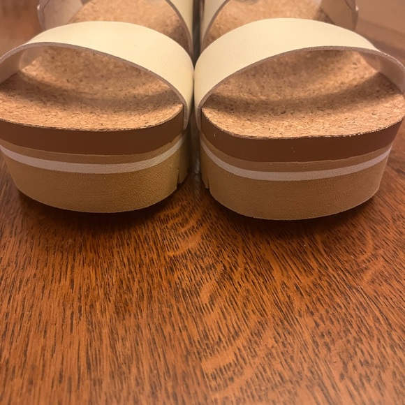 REEF Cushion Vista Higher Vintage Tan size 9 sandals - Picture 3 of 6